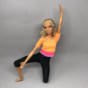 かんぬきのポーズ