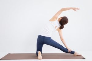 かんぬきのポーズ