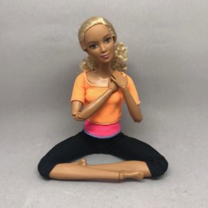 鎖骨を押して、首すじの筋膜はがし