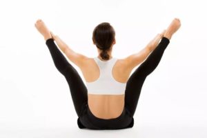 コウモリのポーズ